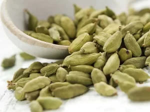 Cardamomo Entero