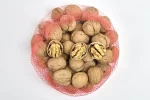 Nueces con Cáscara